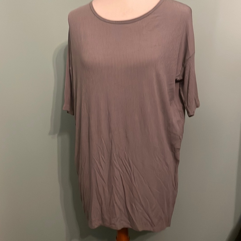 XXS LuLaRoe Irma top